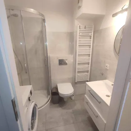 Kawalerka Wynajem Na Doby Apartment *
